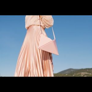 Mlouye Flex Crossbody Blush
